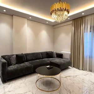 Apartment Zeus Deluxe, Tirana