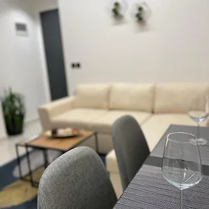 Apartment Sueno &, Tirana